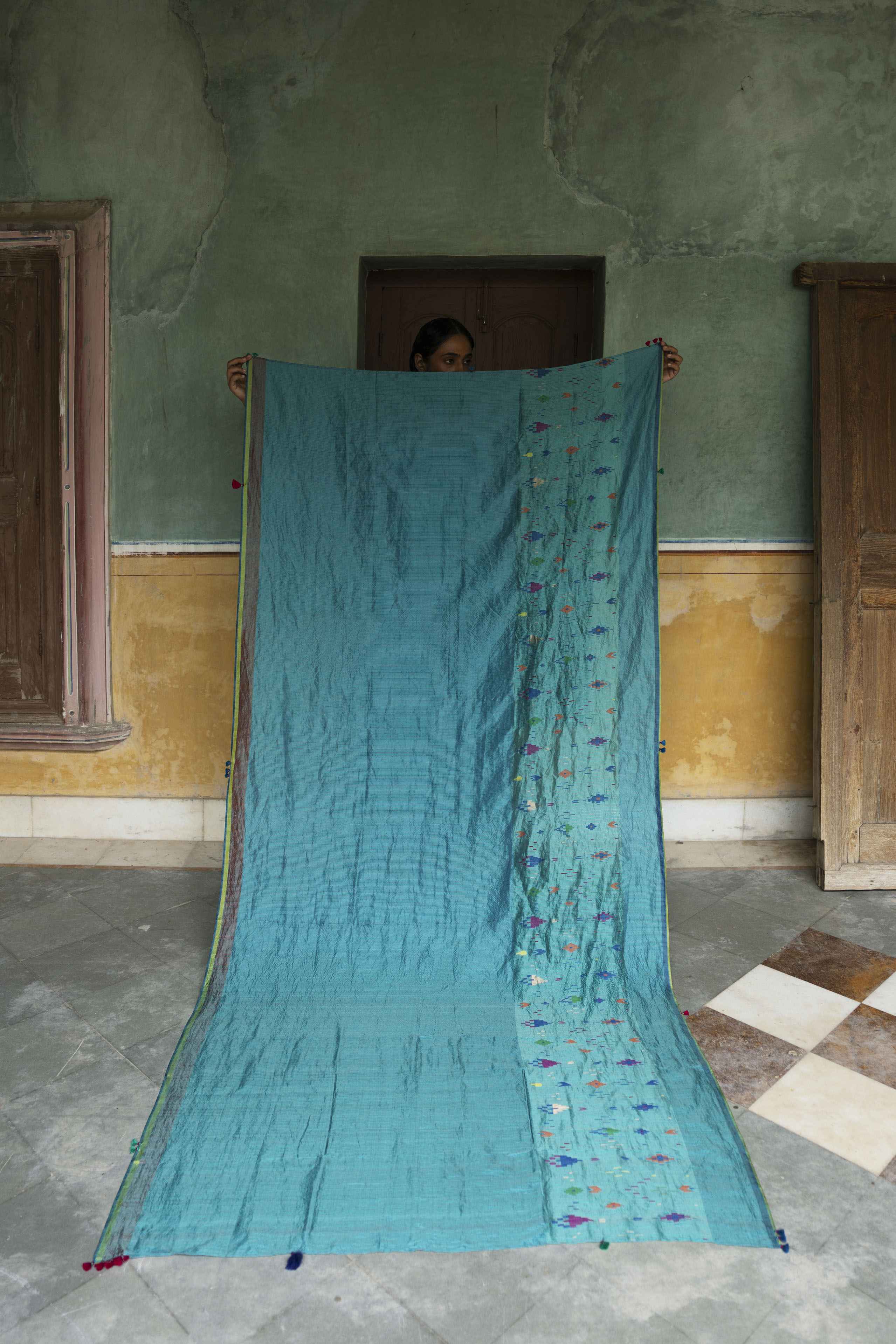 Hessa Jamdani Scarf