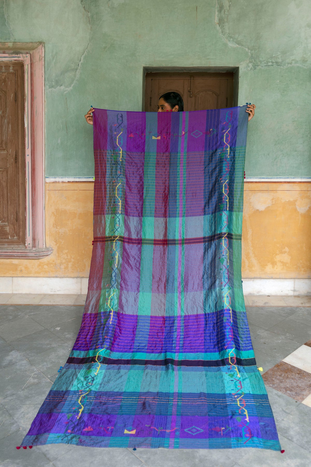Fawzia Jamdani Scarf