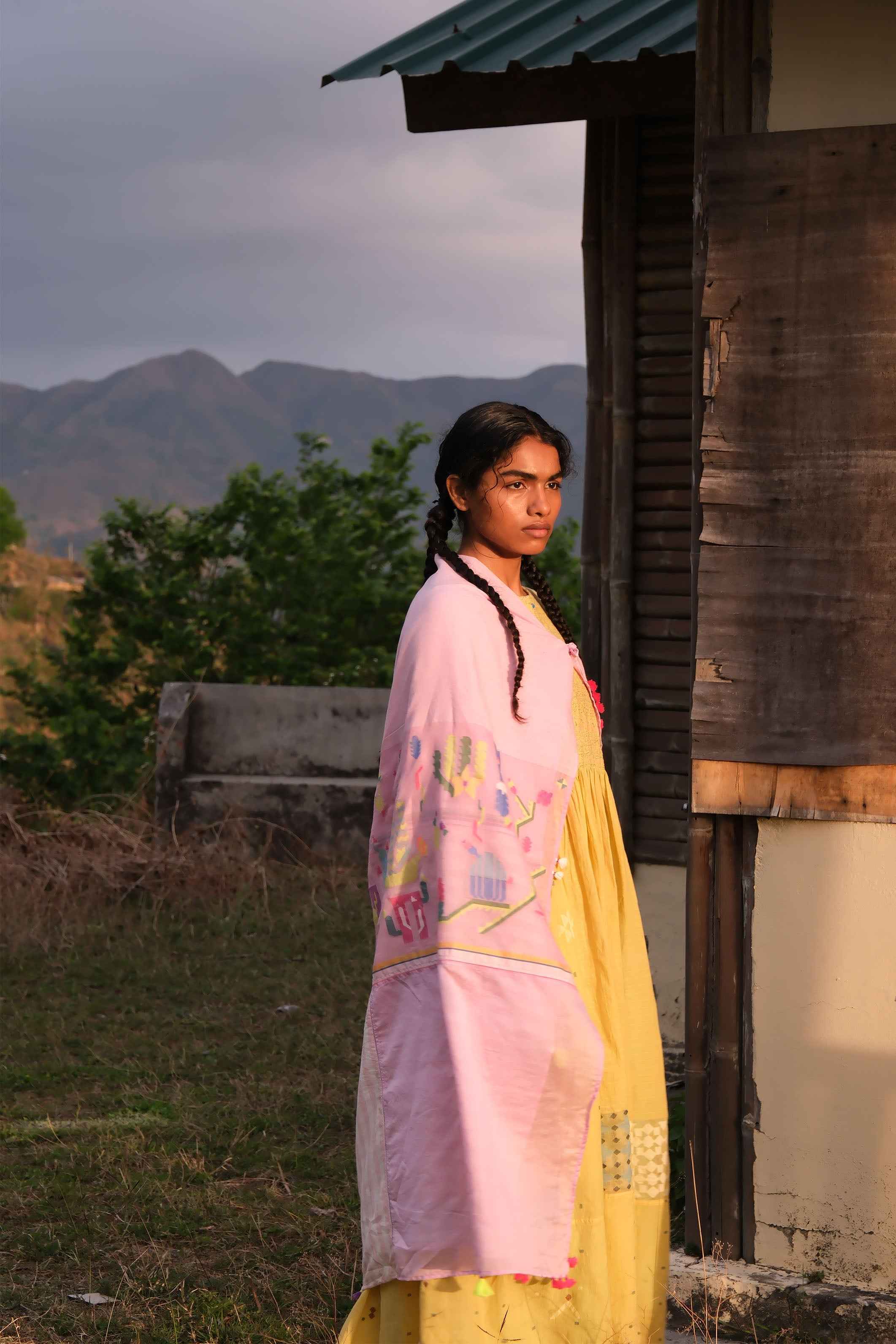 Zephyranthes Jamdani Scarf