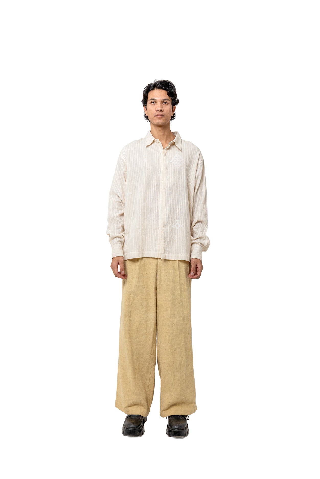 ヤティンコットンシャツ