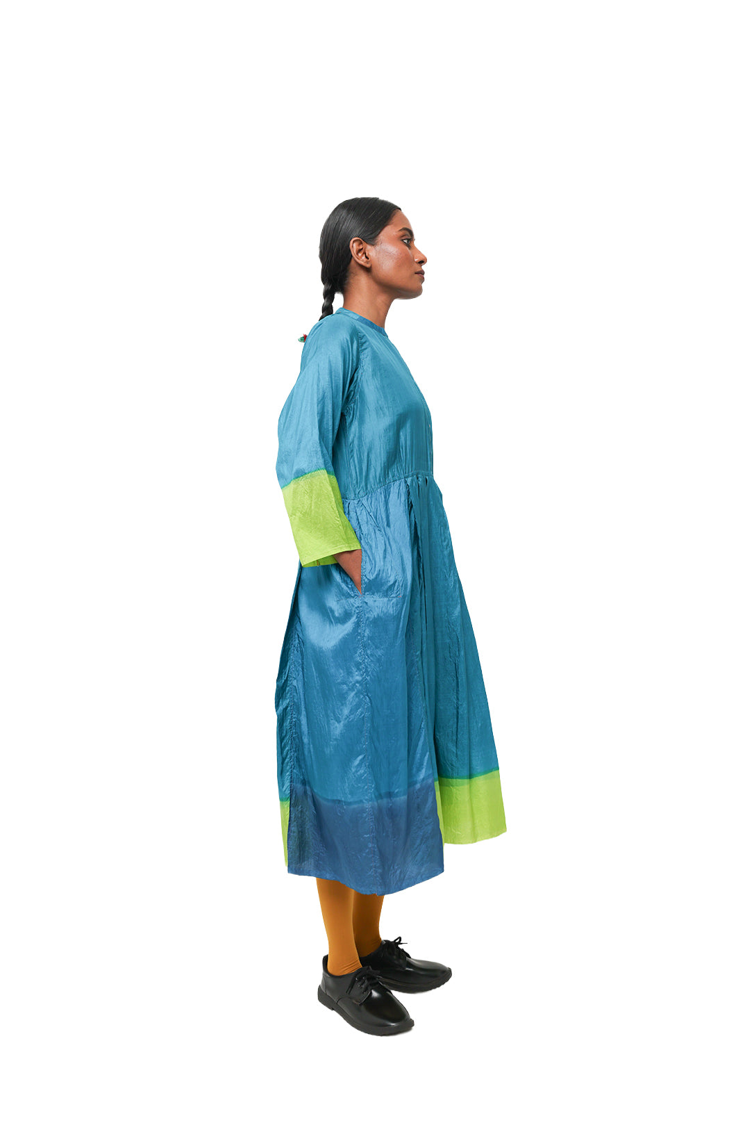 ニールシルクドレス