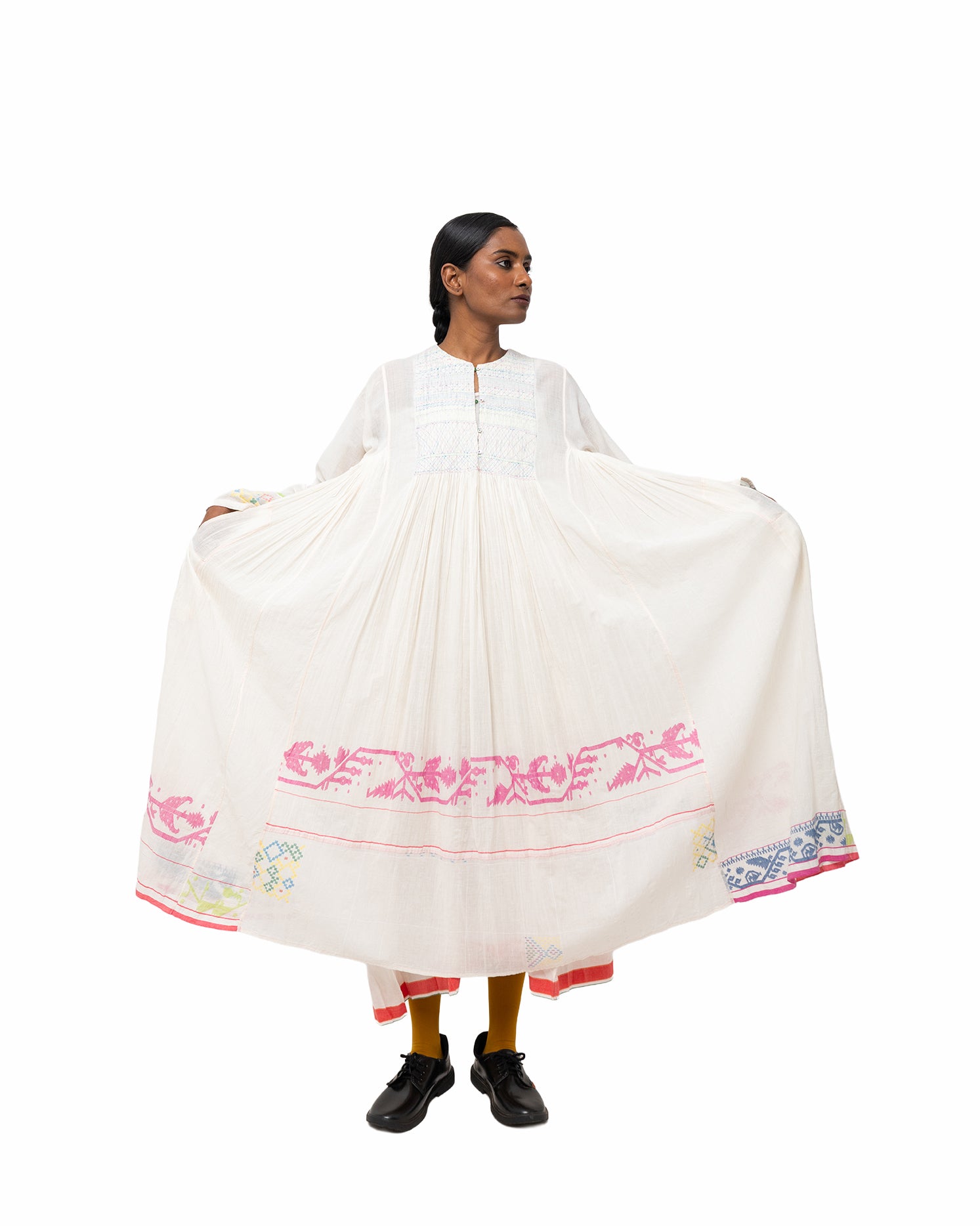 シュヴェッタ・ジャムダニ コットンドレス