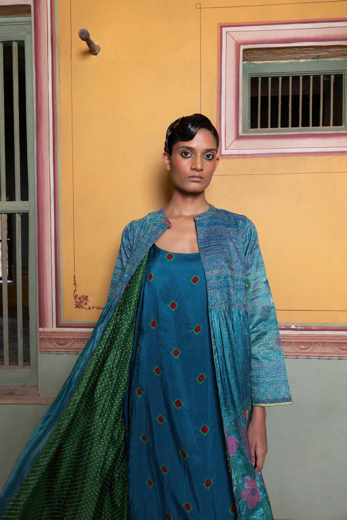 Anisa Jamdani Jacket