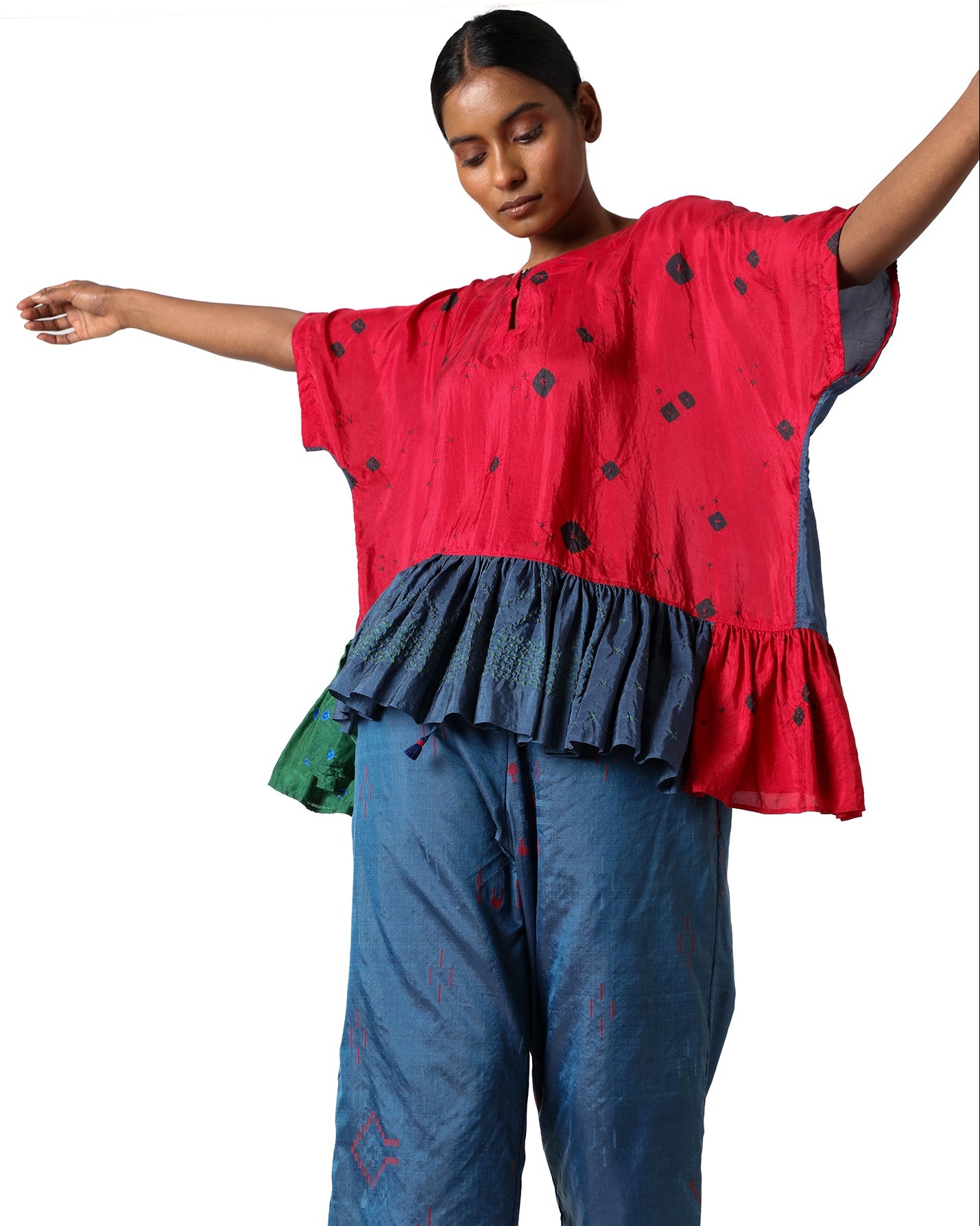 Kumdong Bandhani Top